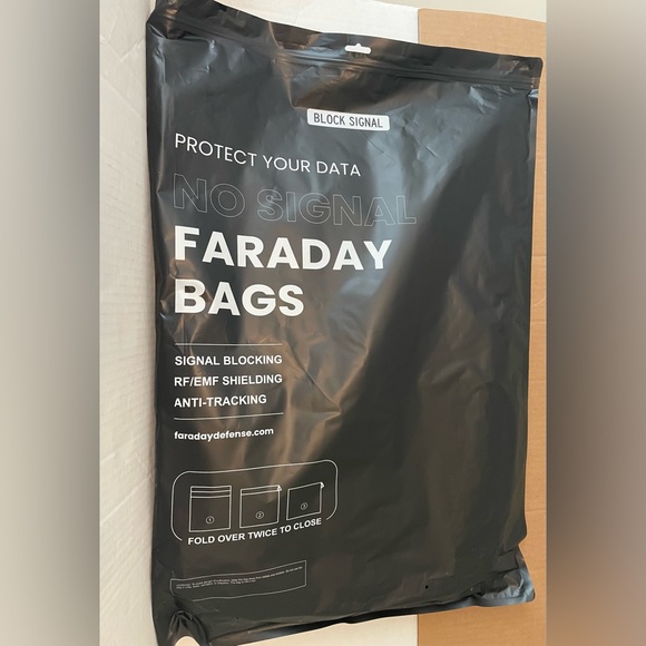 Waterproof Faraday Dry Bag - 17L Backpack - Picture 13 of 14